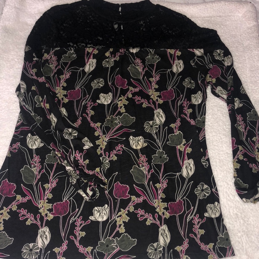 Flower detailing